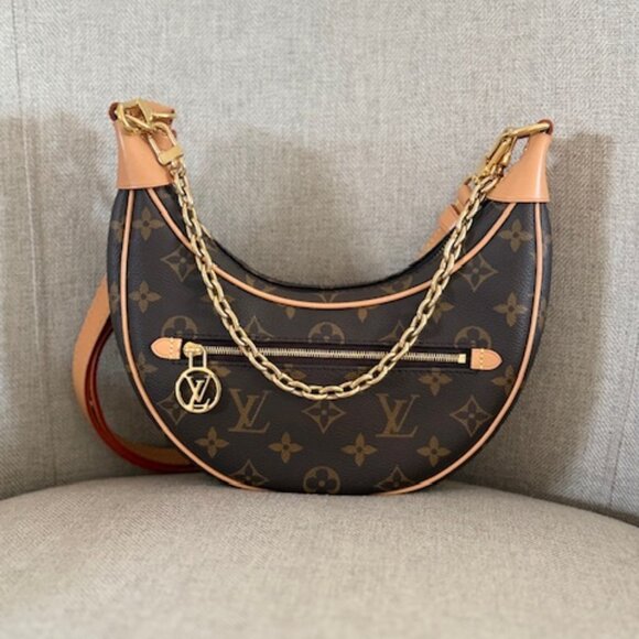 Louis Vuitton Monogram Loop - Picture 1 of 16